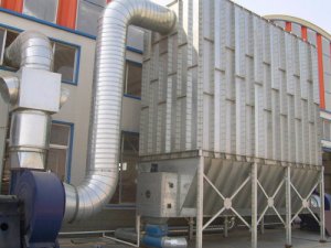 简单叙述锅炉脉冲布袋除尘器的速率特点与气体处理